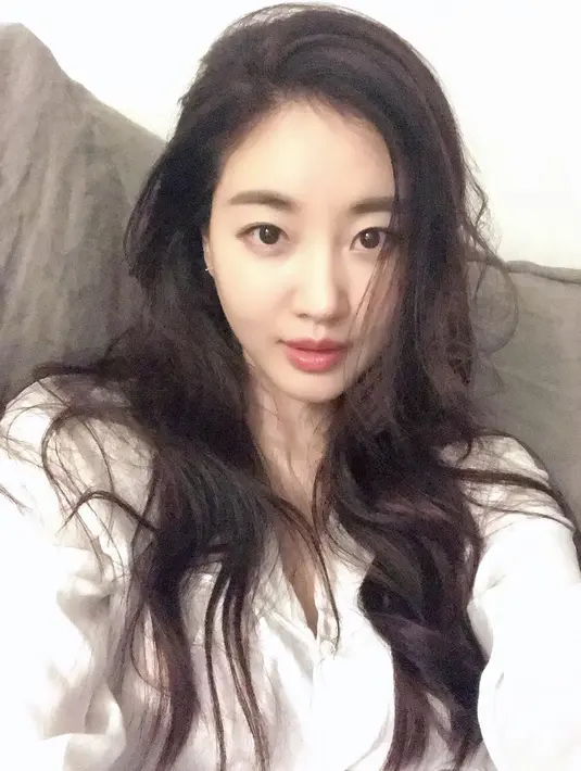 Melihat menu diet Kim Sa Rang, banyak warganet yang terkejut. Mereka tak menyangka jika ia bisa hidup dengan pola makan seperti itu. (Foto: instagram.com/sarangkim.love)