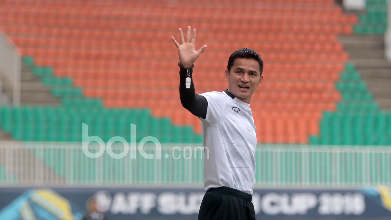 Jelang Lawan Timnas Indonesia, Thailand Santai saat Uji Coba Lapangan 
