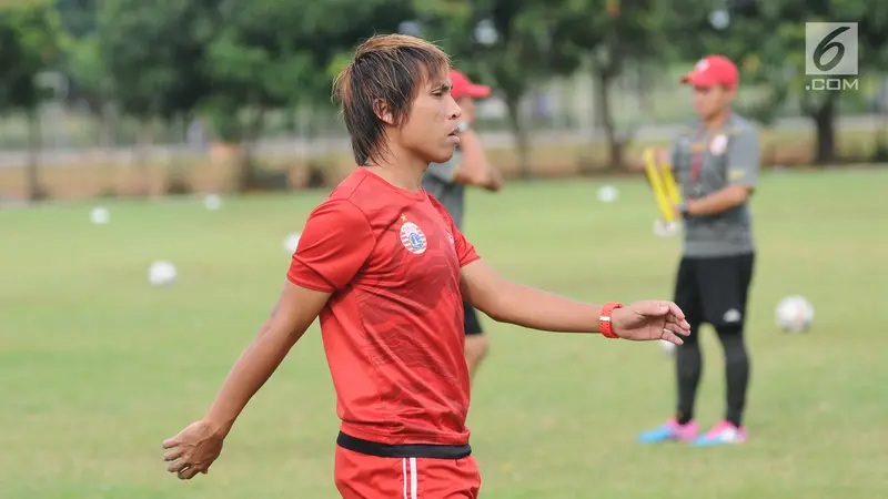 Pemain anyar Persija Jakarta, Asri Akbar