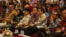 Wagub terpilih Sandiaga Uno (ketiga kanan) hadir dalam acara Habibie Festival 2017 di Jakarta, Senin (7/8). Dalam festival tersebut pengunjung diharapkan bisa langsung melihat, menyentuh, dan merasakan teknologi masa depan. (Liputan6.com/Faizal Fanani)