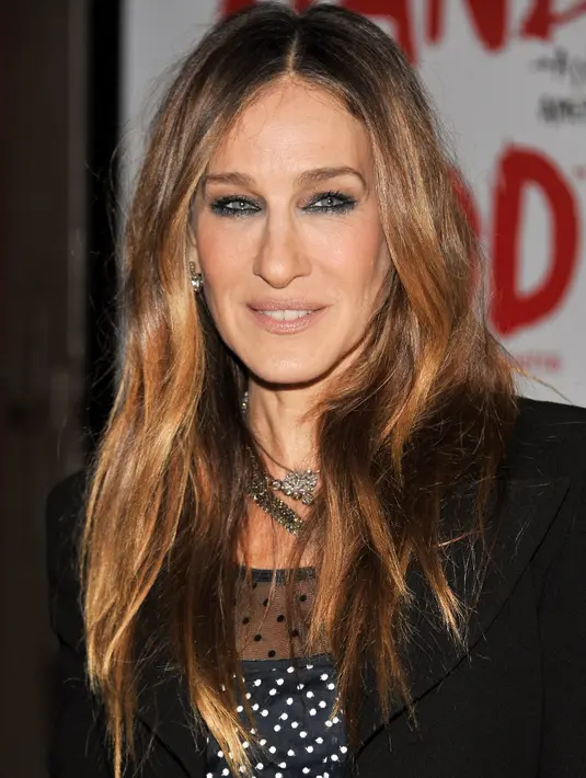 Menurutnya para wanita hanya mengikuti peraturan yang sudah ada, dan hanya mengunakan apa yang diberikan, mereka semua berjuang untuk mendapatkan tempat di masyarakat, menurut Sarah kita perlu gerakan kemanusiaan. (AFP/Bintang.com)