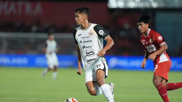 Semen Padang vs Persija Jakarta