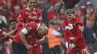 35 Tahun Penantian Liverpool dan Ciuman Van Dijk untuk Trofi Premier League