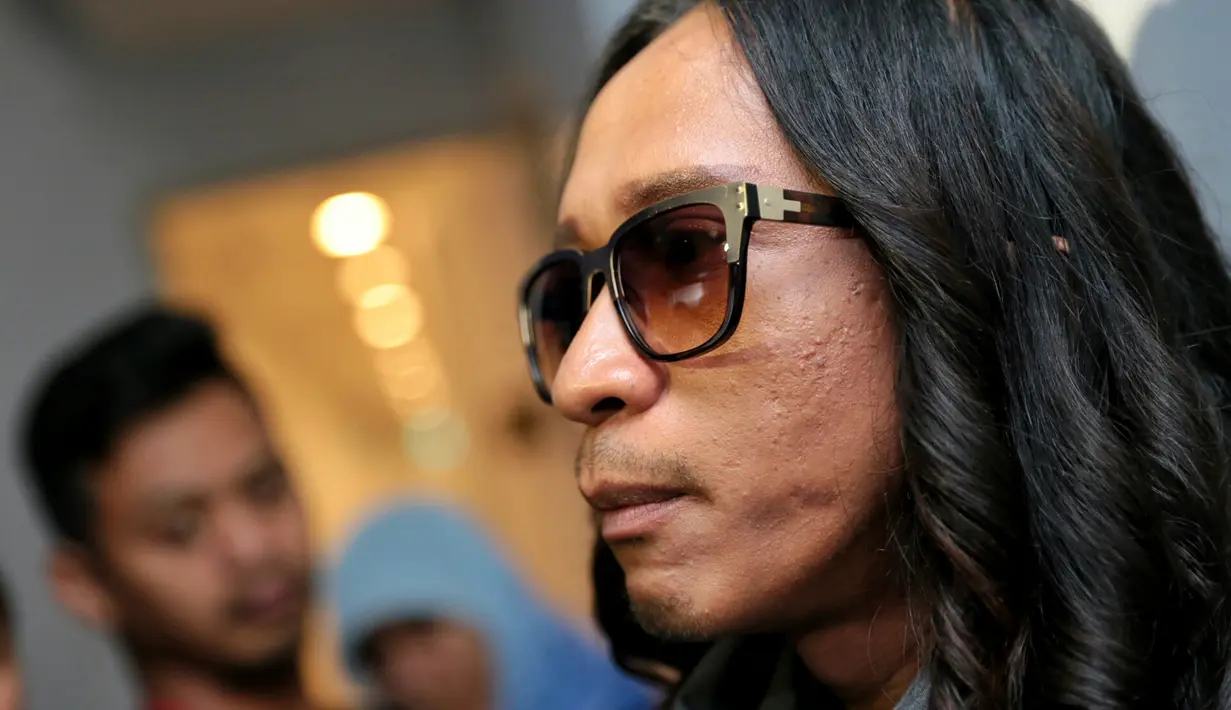 Setelah menikah, pemeran film The Wedding & Bebek Betutu itu membeli rumah untuk ditinggali bersama dengan istrinya. (Adrian Putra/Bintang.com)