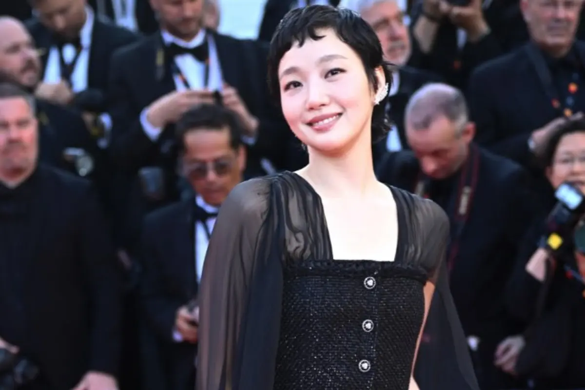 Pesona Kim Go Eun Aktris Korea yang Hadir di Film Cannes 2025