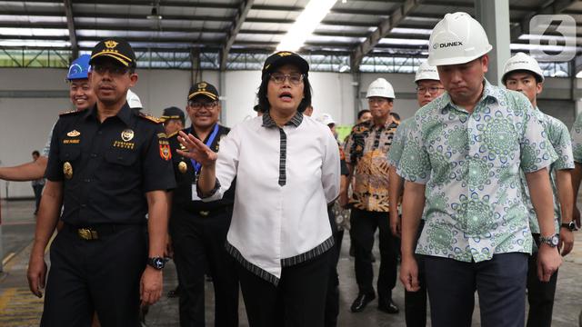 Sri Mulyani Datangi Pusat Logistik Berikat