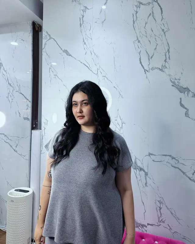 Berkat jualan risol, namanya kembali naik daun, 7 potret Talitha Curtis main FTV usai 5 tahun vakum