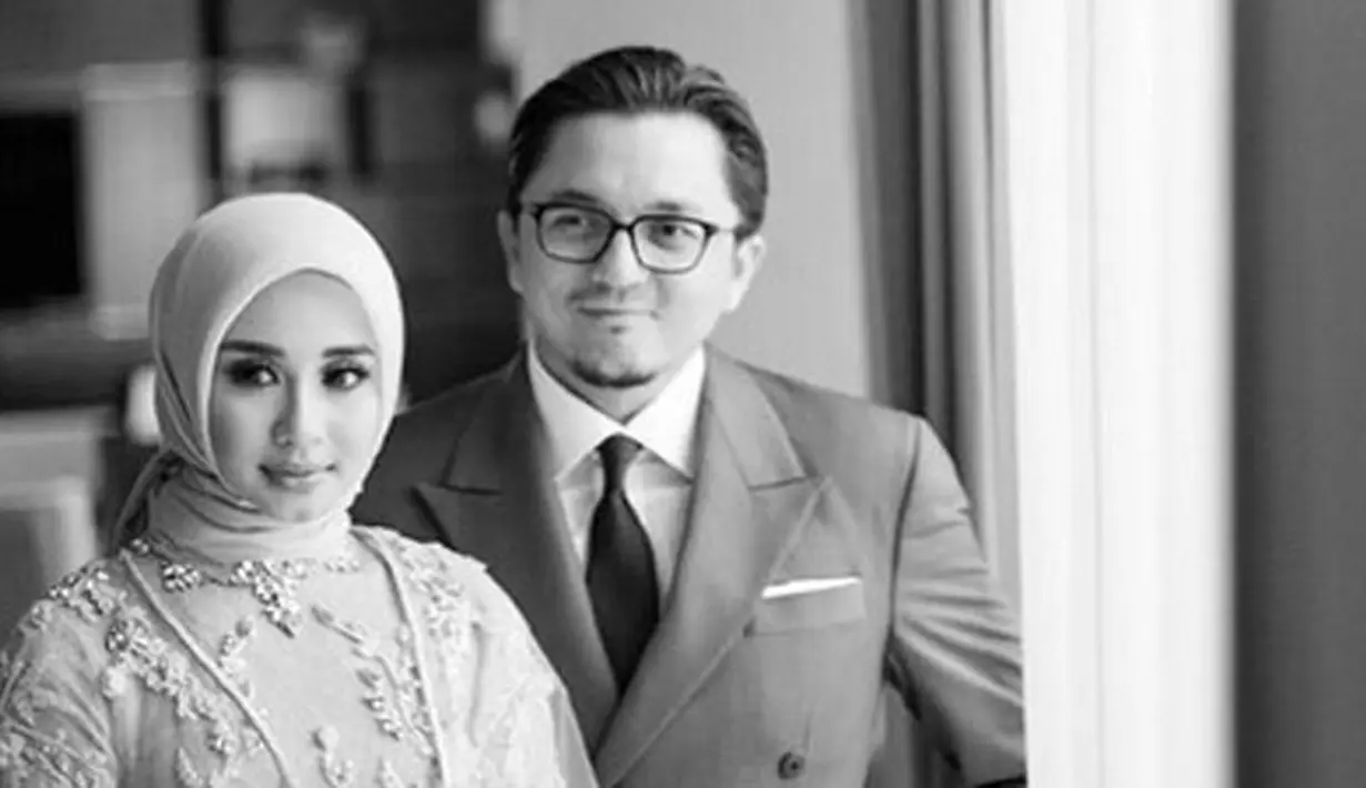 Setelah beberapa hari di Tanah Air, Laudya Cynthia Bella kembali ke negara suaminya, Engku Emran di Malaysia. Seperti diketahui, artis cantik asal Bandung itu resmi dipersunting pengusaha asal Malaysia pada 8 September 2017. (Instagram/laudyacynthiabella)