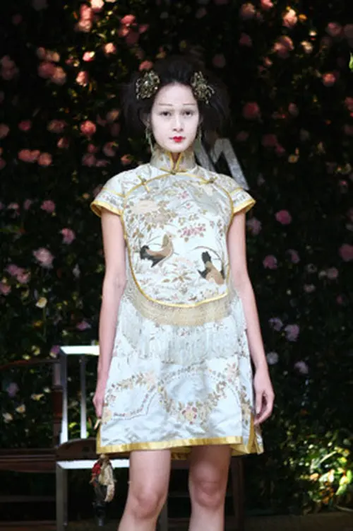 Unexpected Cheongsam by Adrian Gan Photo Fimela