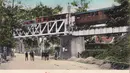 Jembatan Juanda yang masih kokoh sebagai perlintasan kereta api hingga saat ini. (Source: jelajahmalangku.blogspot.com)
