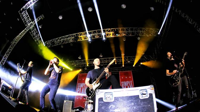 Lirik Lagu Perfect - Simple Plan - Ragam Bola.com