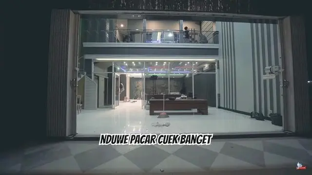Namanya Makin Populer, Ini 7 Potret Kantor Baru Penyanyi Denny Caknan