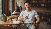 13 Merk Kaus Buatan Lokal yang Keren dan Bikin Penampilan Makin Stylish