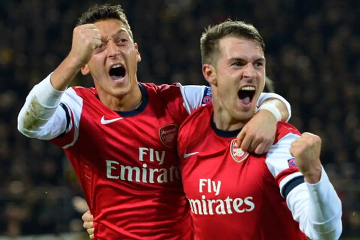 ozil-ramsey-131107b.jpg