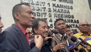 Kuasa hukum Roy Suryo Cs, Ahmad Khozinudin (Liputan6.com/Ady Anugrahadi)