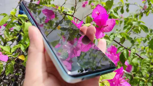 Oppo Reno7 Z 5G (Liputan6.com/Giovani Dio Prasasti)