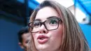 Ibu dua anak itu dengan tegas membantah, kalau dirinya dikaitkan menjadi orang ketiga dengan rumah tangga Nafa dan Zack Lee. Ia melihat, bahwa Nafa sendiri yang lebih mengetahui rumah tangganya bermasalah. (Adrian Putra/Bintang.com)
