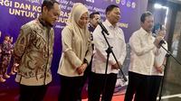 Menteri Kelautan dan Perikanan Sakti Wahyu Trenggono mengungkapkan bahwa pemerintah Presiden Prabowo Subianto telah menginteruksikan pembangunan 1.000 Kampung Nelayan Merah Putih hingga tahun 2026 mendatang.