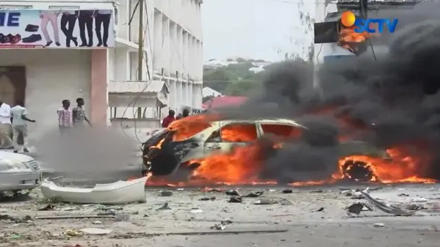 Ledakan bom mobil menewaskan 5 orang dan melukai 13 orang.