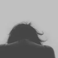 Apa yang membuat hubungan asmara Cancer kerap bermasalah? Simak jawabannya di sini.. (Via: pexels.com)