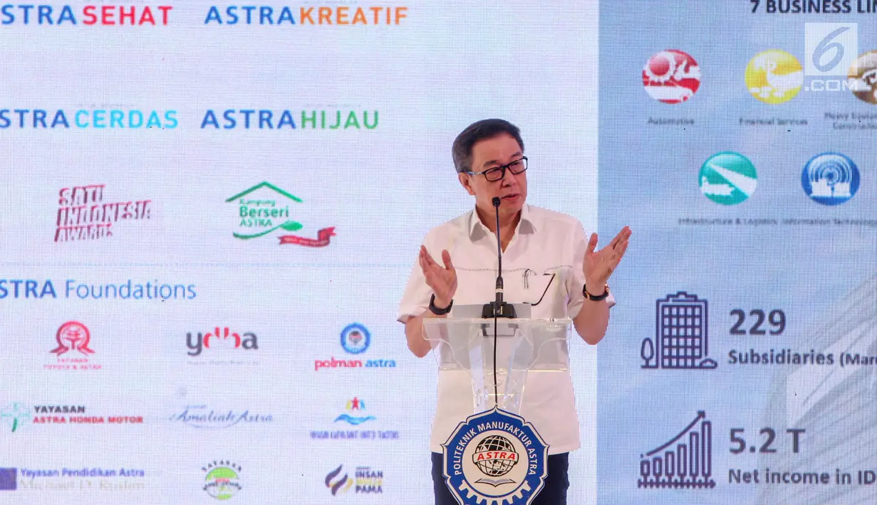 Presdir PT Astra International Prijono Sugiarto memberikan sambutan pada acara groundbreaking Kampus Polman Astra Delta Silicon, Bekasi, (10/5/2019). Kampus yang akan menjadi pengembangan dari kampus Sunter, Jakarta Utara dirancang dengan konsep green campus. (Liputan6.com/HO/Ilham)