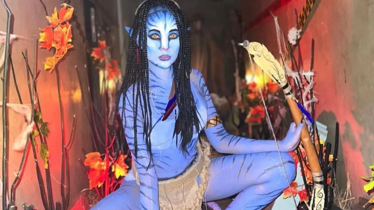 Lucinta Luna Pakai Kostum Avatar saat Halloween, Tampil Seram Maksimal
