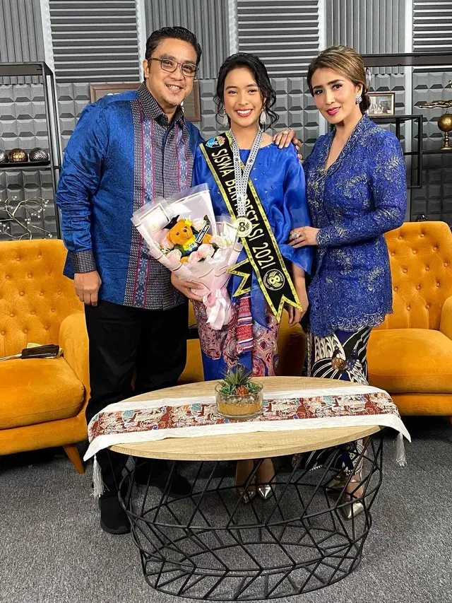 7 Potret Kaneishia Yusuf dan Sang Ibunda, Kompak Bak Kakak Beradik