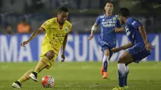 8 pemain Sriwijaya FC yang dibawa untuk menghadapi Persib  pada laga Torabika Soccer Championship 2016 di Stadion Si Jalak Harupat, Bandung, Sabtu (30/4/2016) merupakan mantan pemain dari Maung Bandung. (Bola.com/Vitalis Yogi Trisna)