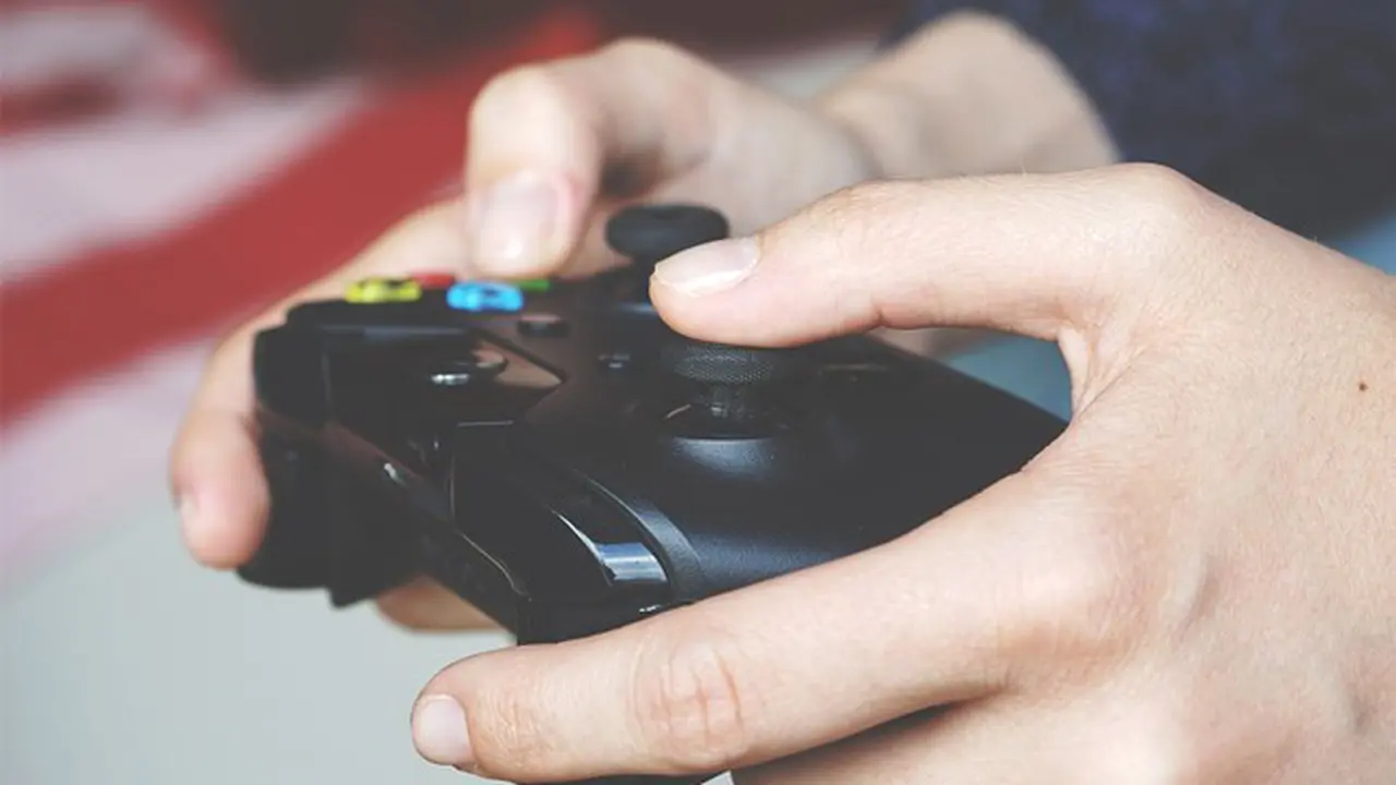 Pasutri Tega Jual Tiga Anak Kandung demi Danai Kecanduan Game