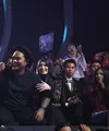 SCTV Music Awards 2017 acara penghargaan bagi para musisi Tanah Air baru saja digelar Selasa (16/5/2017). Berbagai ekspresi ditunjukkan para penerima penghargaan ajang tahunan yang digelar oleh SCTV. (Bambang E. Ros/Bintang.com)