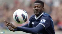 Spurs akan Pinjamkan Adebayor