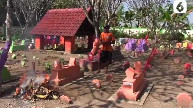 Viral Makam Warna-Warni Buatan Warga di Madiun, Ini 6 Potret Penampakannya
