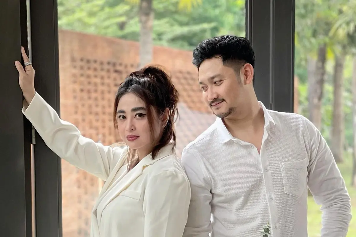 7 Potret Angga Wijaya dan Dewi Perssik, Resmi Gugat Cerai Usai 5 Tahun Menikah