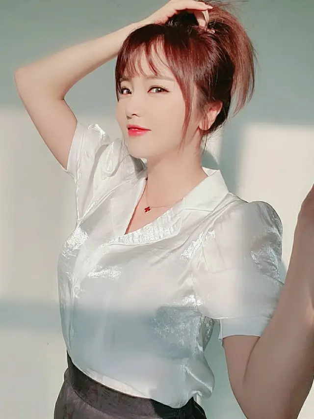 Hong Jin Young. (Instagram/ sambahong)