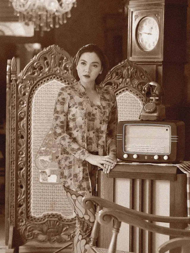 [Bintang] Artis di Hari Kartini