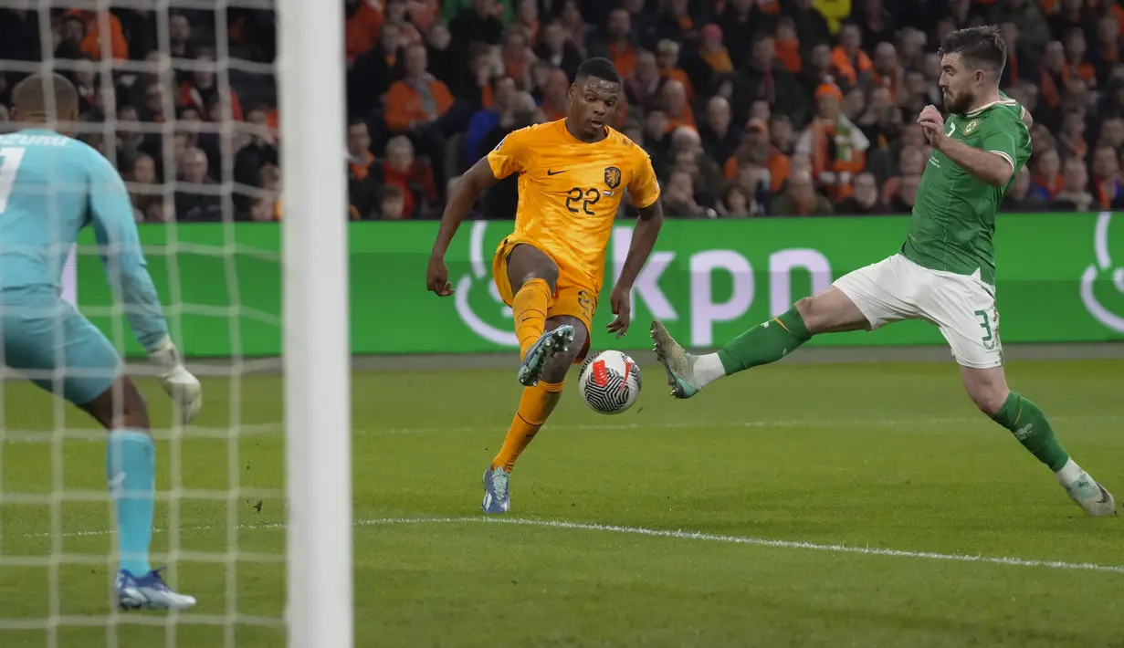 Belanda lolos dari Grup B menyusul Prancis. (AP Photo/Peter Dejong)
