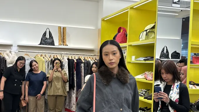 Koleksi Fall/Winter Bimba Y Lola tersedia di Grand Indonesia. [Anisa/Fimela]