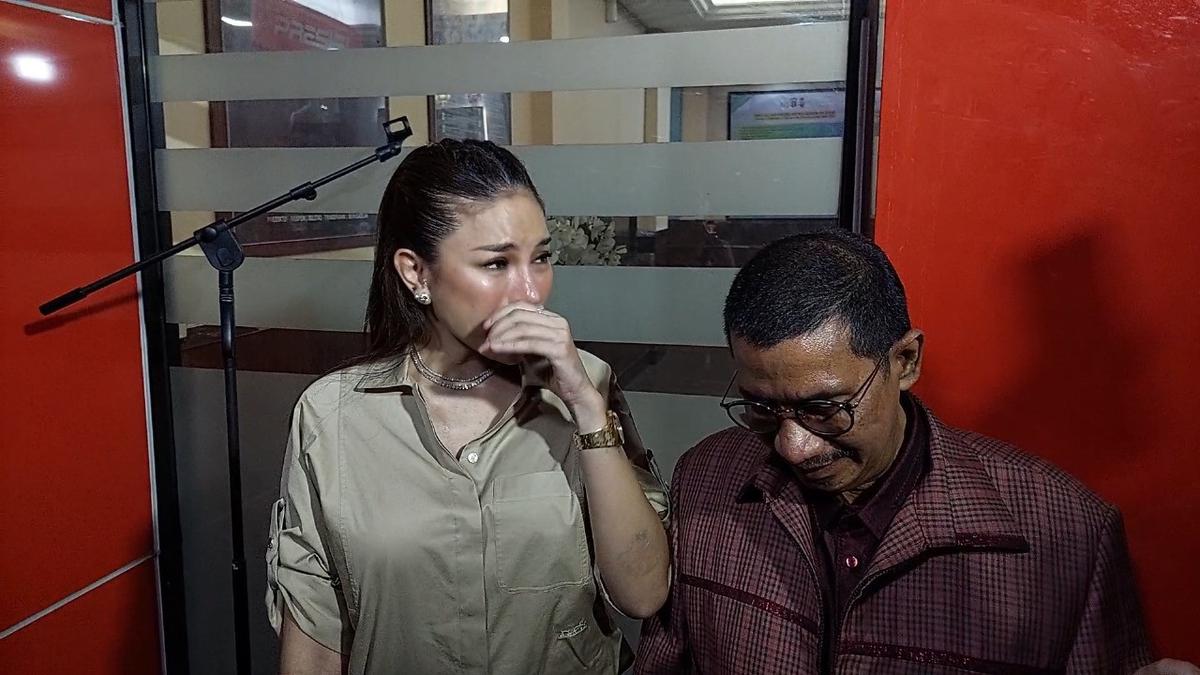 Nikita Mirzani Ngotot Ingin Robohkan Rumah Vadel Badjideh, Ungkit Aliran Uang dari Rekening Lolly