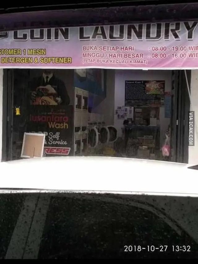 6 Spanduk Jualan 'Hari Kiamat Tutup' Ini Bikin Pembeli Elus Dada, Kocak