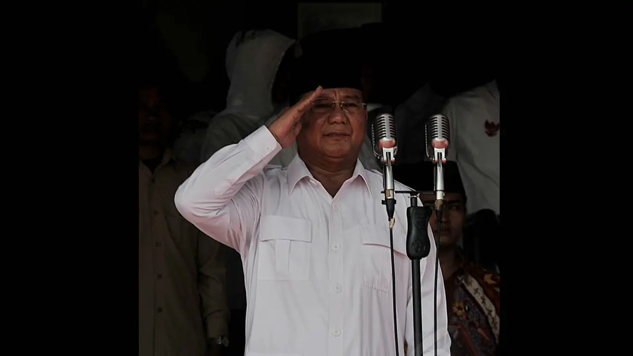 Gaya Prabowo Saat Pimpin Upacara HUT RI