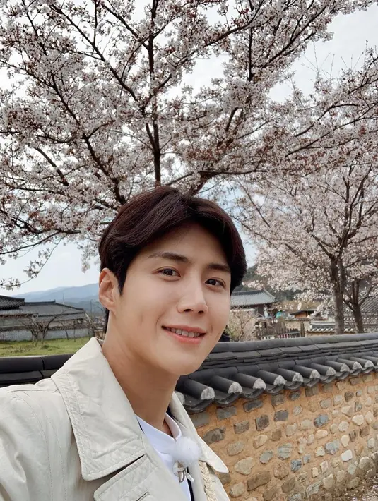 Kim Seon Ho. (Instagram/ seonho__kim)