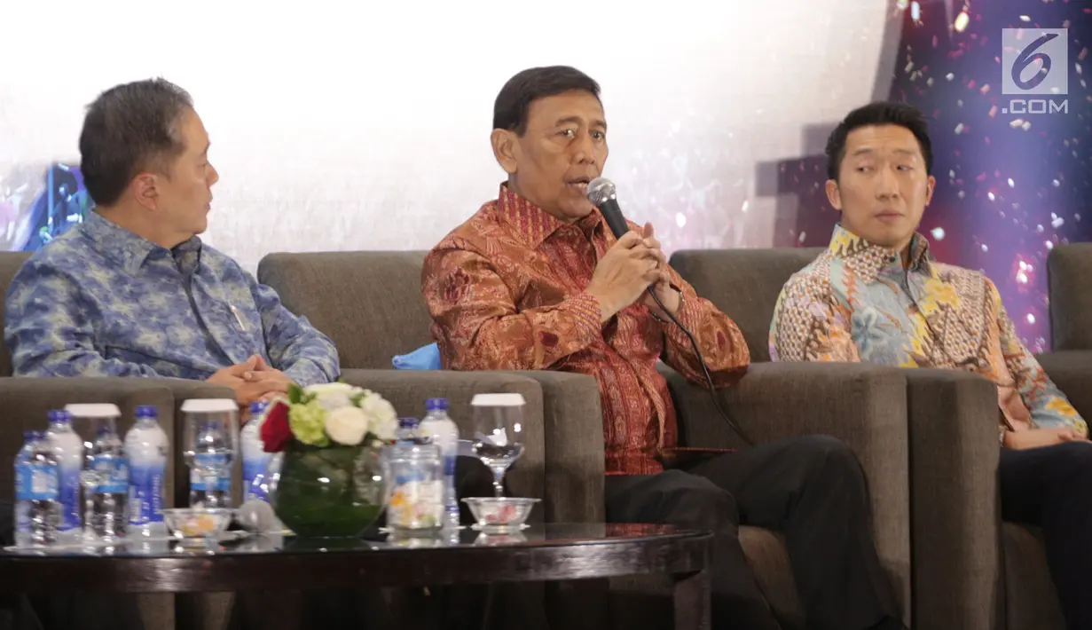 Ketua Umum PP PBSI, Wiranto memberikan keterangan pers Indonesia Open 2019, Jakarta, Rabu (26/6/2019). Indonesia Open 2019 mengusung tema 'Pride of nation: Tujukan Semangatmu'. (Liputan6.com/Faizal Fanani)