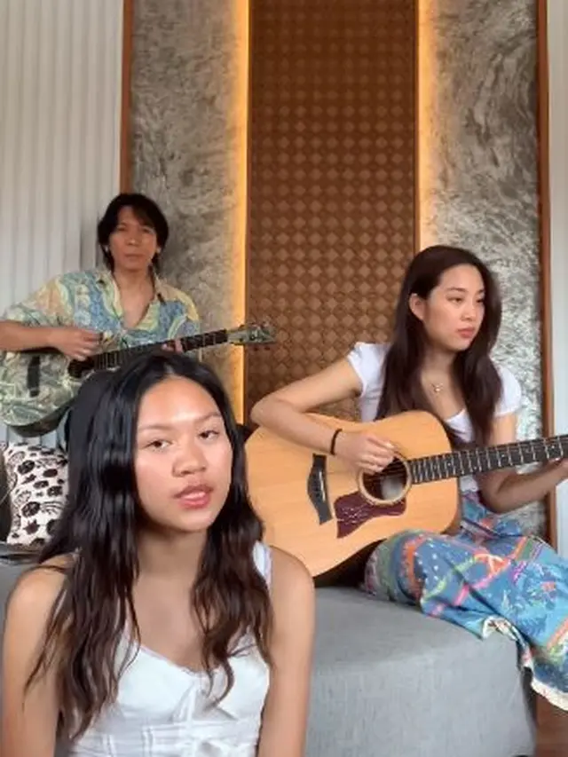 6 Potret Keakraban Bimbim Slank dan 2 Anak Gadisnya, Sebut Musik Dinasti