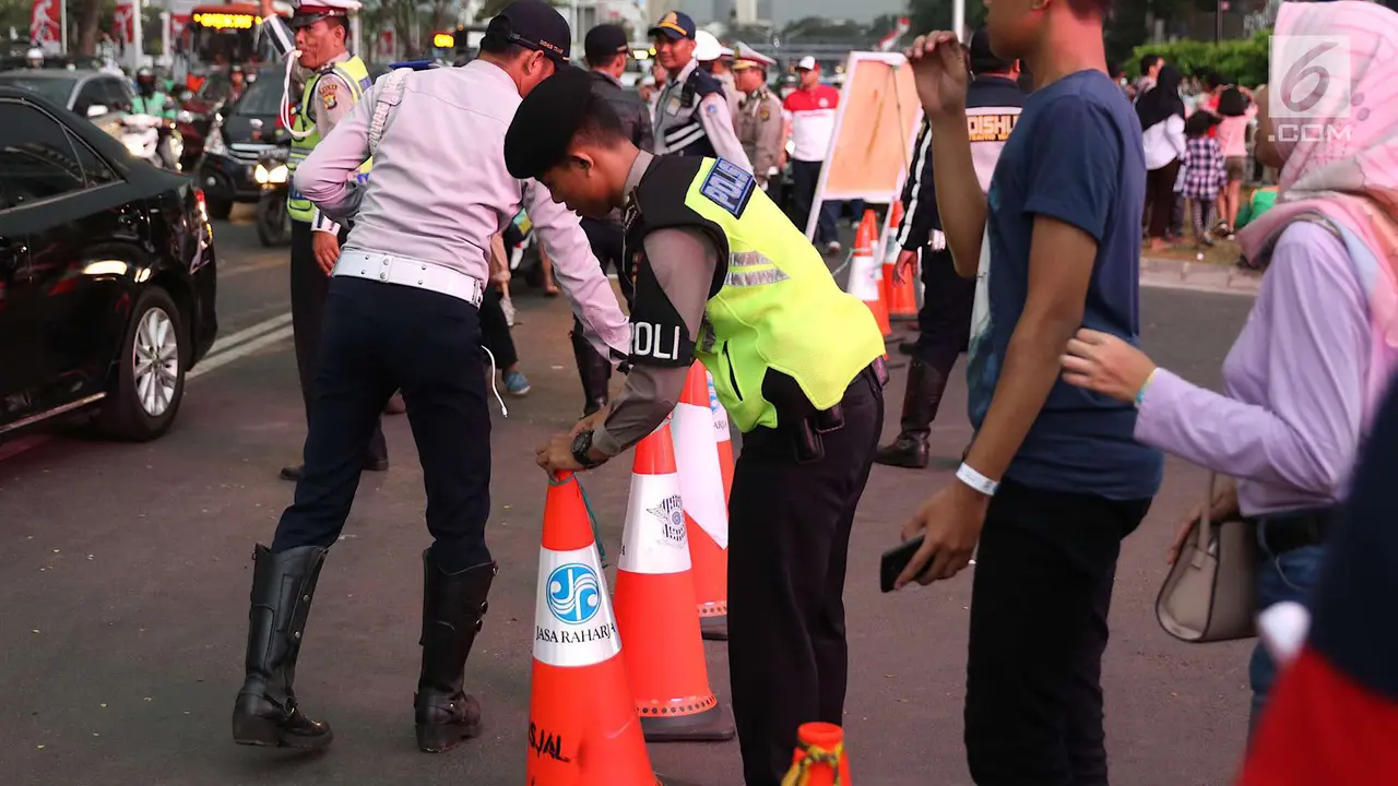 Melihat Kesigapan Polisi dan Dishub Atur Lalu Lintas Jelang Penutupan Asian Games 2018