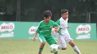 Suasana pertandingan dua tim terbaik yaitu tim Ponaryo dan tim Kurniawan pada MILO Football Camp 2018 yang diselenggarakan di International Sports Club of Indonesia hari ini (12/5). (Ist)