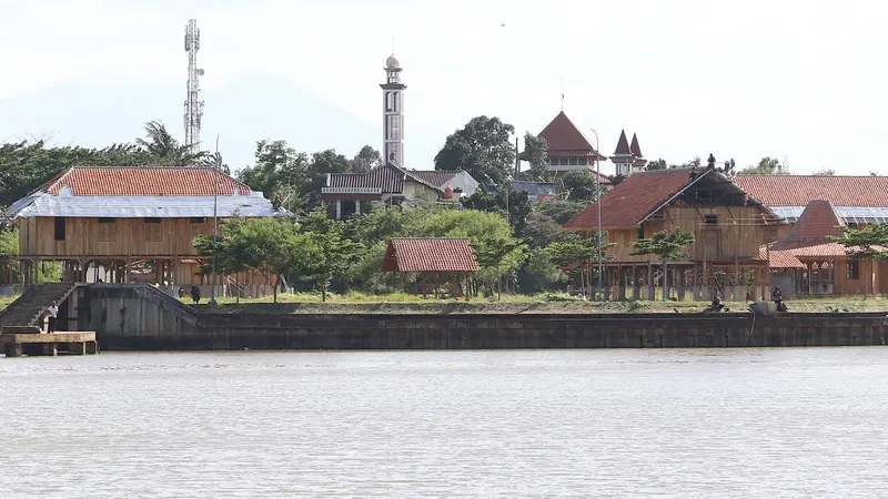 Melihat Progres Pembangunan Rumah Betawi di Setu Babakan