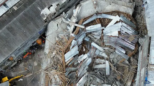 Bangunan Ponpes di Sidoarjo Ambruk: 102 Santri Berhasil Dievakuasi, 38 Diduga Masih Terjebak