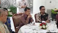 Wapres Jusuf Kalla nonton bareng staf kantornya final bulutangkis Asian Games