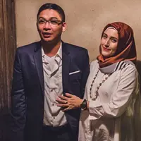 Vokalis band Ungu, Pasha kembali aktif bersama bandnya. Akibatnya, banyak masyarakat Palu meminta Pasha Ungu untuk mundur dari jabatannya. (Instagram/adeliapasha)