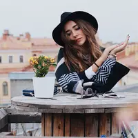 Begini kepribadian perempuan yang lahir di hari Senin/copyright: unsplash/daria litvinova